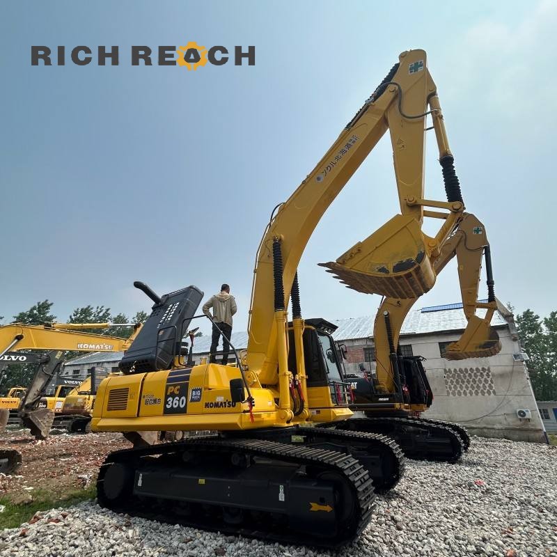 Front and cab view – used 2018 Komatsu PC360-8 excavator for sale at $41,667, certified by Richreach global supplier